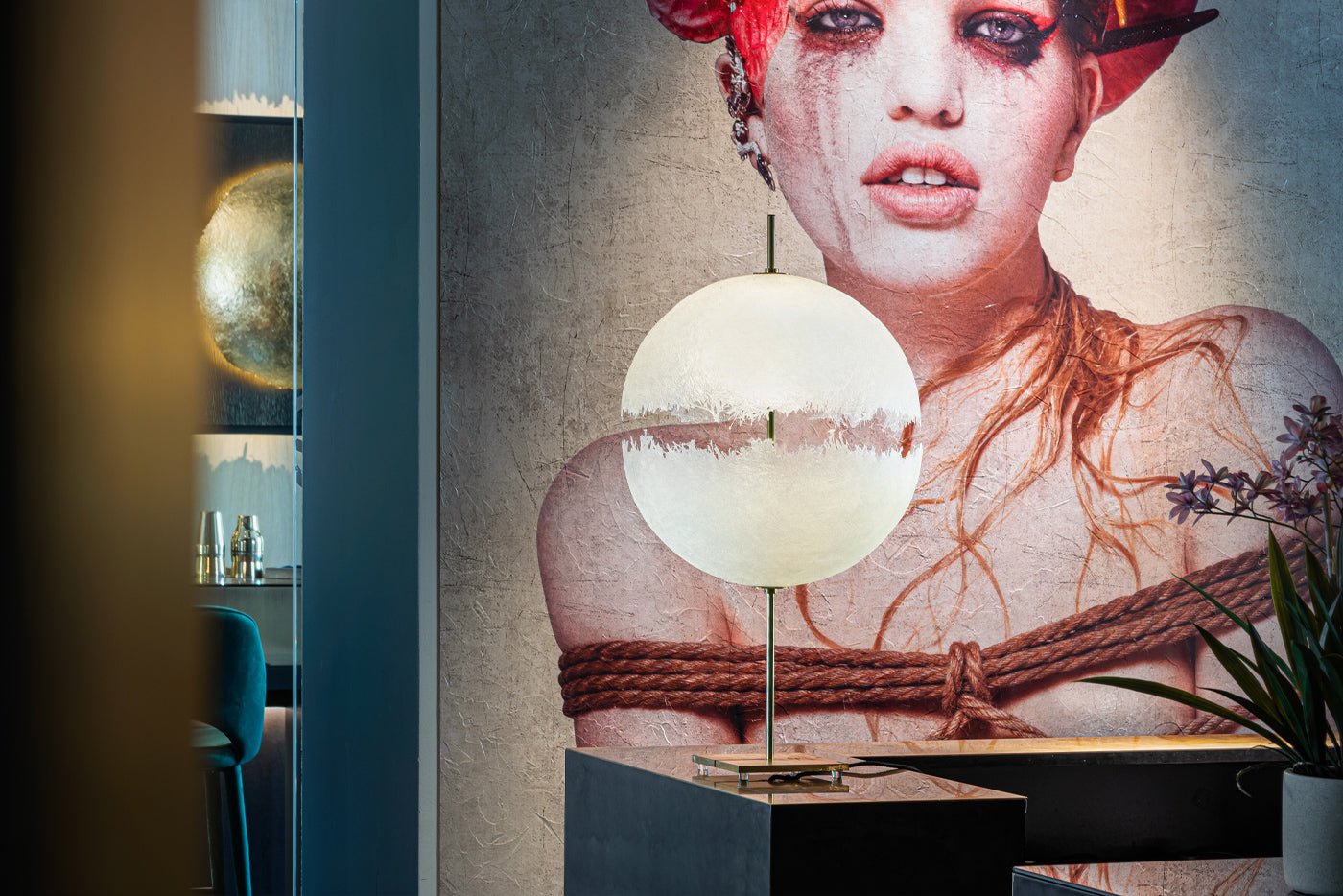 Veioza PostKrisi T 61 5