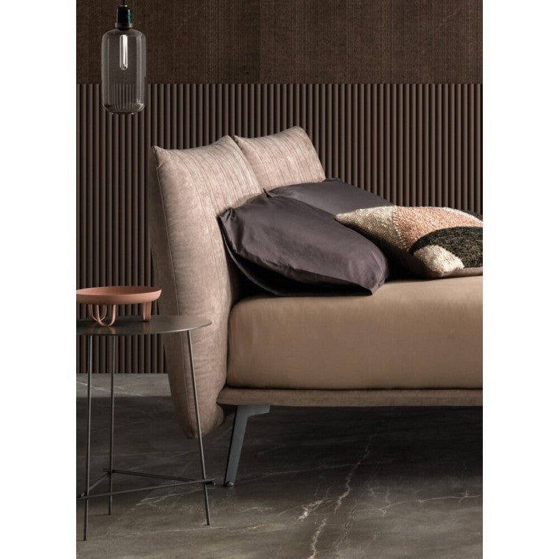 Pat Warp Self-Standing 2